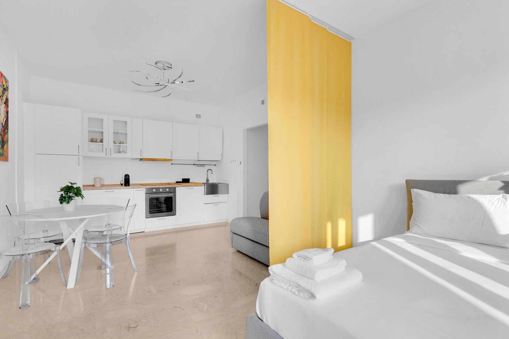 Yellow Flat Central Milano Exteriör bild